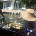 Bateau-food sur les klongs, Bangkok, Thaïlande